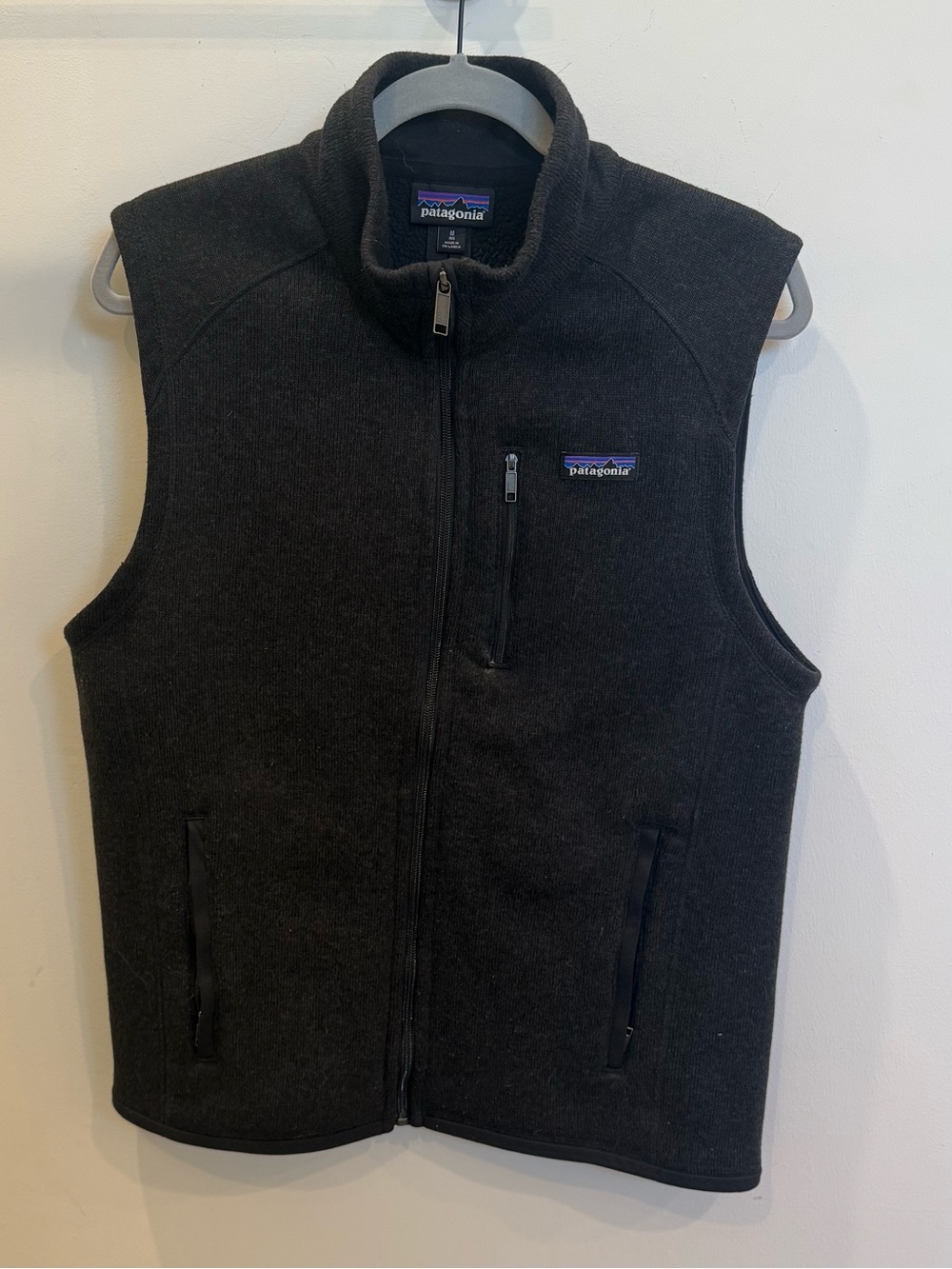 Patagonia Men’s Black Fleece Vest with Full Zip